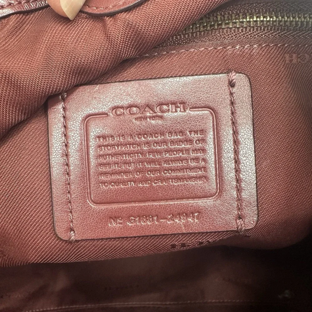 Coach 24947 Clarkson Coral Pink Pebbled Leather Magnetic Hobo Shoulder Bag Purse